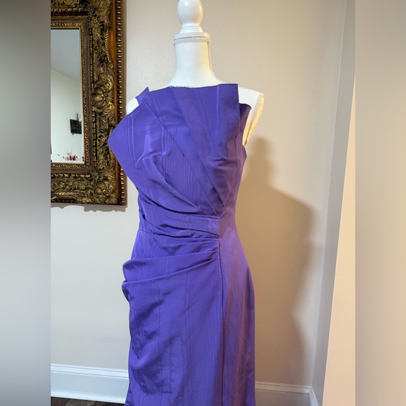 Oscar de la Renta One Shoulder Lavender Dress - Picture 6 of 13